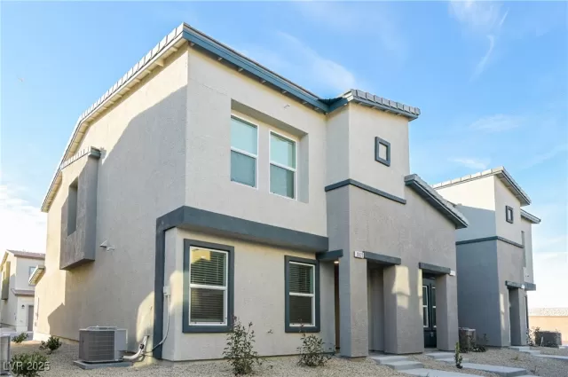 MLS: 2670242 Condo For Sale