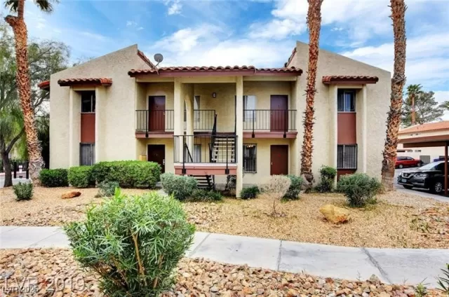 MLS: 2670286 Condo For Sale