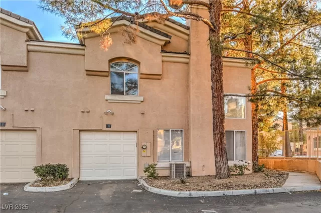 MLS: 2670318 Condo For Sale