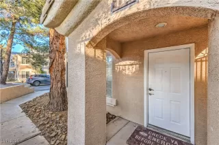Photo #2: 2670318 Listing 