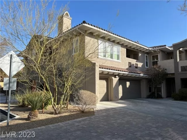 MLS: 2670328 Condo For Sale