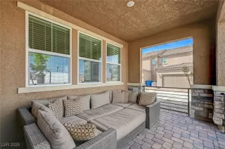 Photo #3: 2670348 Listing