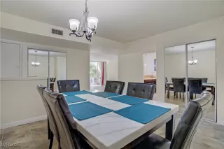 Photo #5: 2670399 Listing