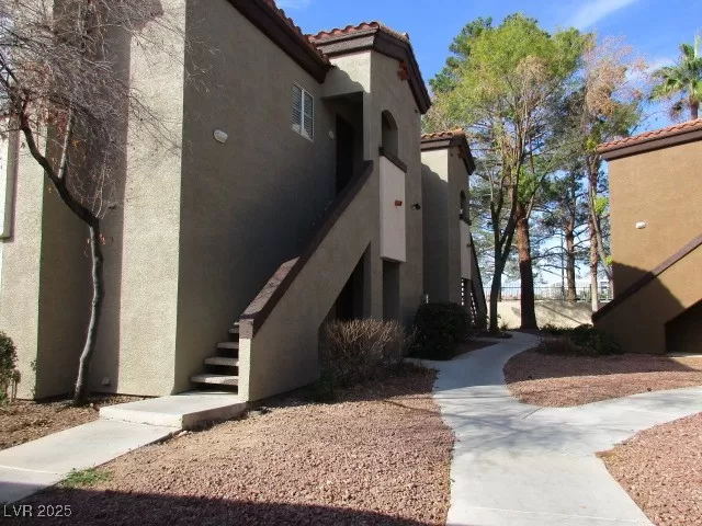 MLS: 2670435 Condo For Sale