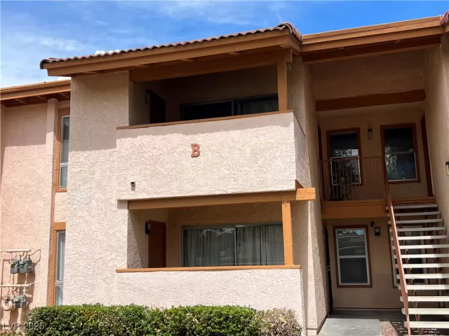 MLS: 2670438 Condo For Sale