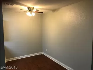 Photo #5: 2670438 Listing