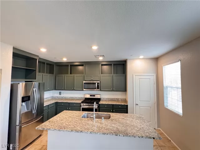 MLS: 2670442 Condo For Sale