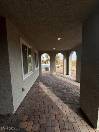 Photo #4: 2670442 Listing 