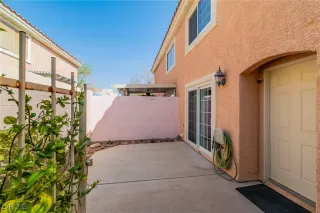 Photo #3: 2670456 Listing