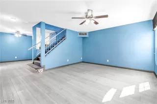 Photo #6: 2670456 Listing