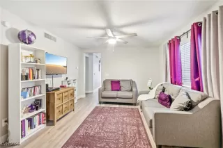 Photo #3: 2670481 Listing