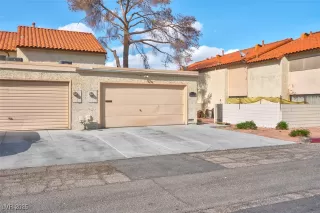 Photo #3: 2670484 Listing