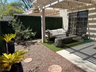 Photo #1: 2670518 Listing 