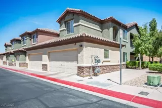 Photo #1: 2670520 Listing 