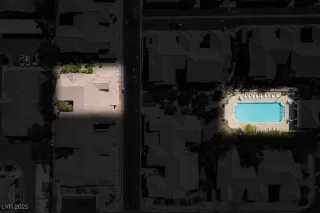 Photo #6: 2670520 Listing 