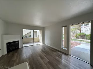 Photo #2: 2670526 Listing 