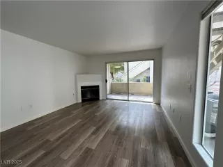 Photo #4: 2670526 Listing 