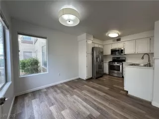 Photo #6: 2670526 Listing 