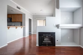 Photo #3: 2670551 Listing 