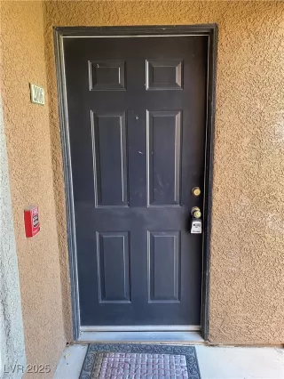 Photo #1: 2670563 Listing 