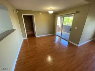 Photo #3: 2670563 Listing 