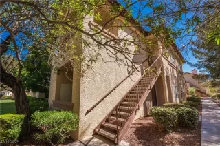 Photo #1: 2670565 Listing 