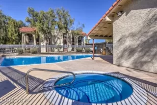 Photo #1: 2670588 Listing