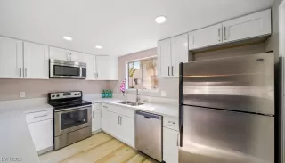 Photo #2: 2670588 Listing