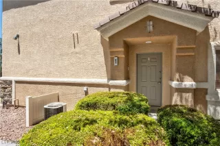 Photo #1: 2670592 Listing 