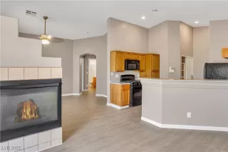 Photo #4: 2670592 Listing 