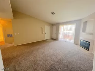 Photo #1: 2670599 Listing 