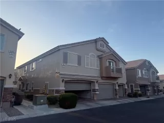 Photo #3: 2670643 Listing 