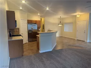 Photo #4: 2670643 Listing 