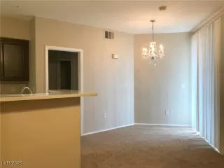 Photo #4: 2670653 Listing 