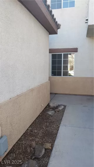 Photo #3: 2670658 Listing 