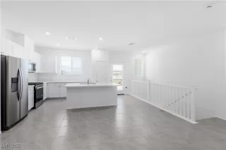 Photo #1: 2670667 Listing 