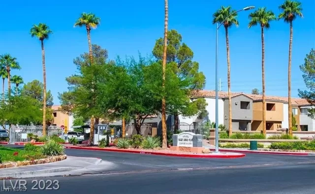 MLS: 2670683 Condo For Sale