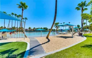 Photo #1: 2670683 Listing 