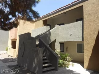 Photo #4: 2670683 Listing 