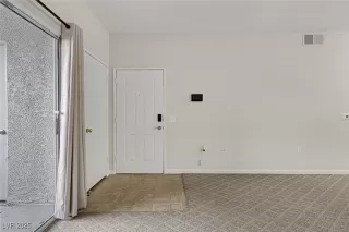 Photo #4: 2670712 Listing 