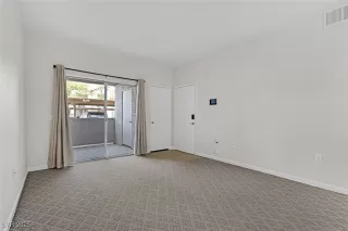 Photo #5: 2670712 Listing 