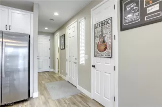 Photo #4: 2670742 Listing 