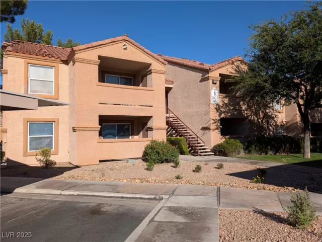 MLS: 2670743 Condo For Sale