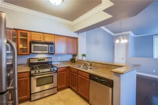 Photo #1: 2670749 Listing 