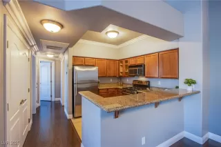 Photo #2: 2670749 Listing 