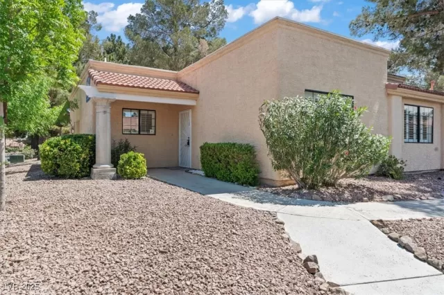 MLS: 2670754 Condo For Sale