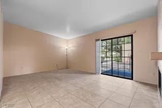 Photo #3: 2670754 Listing 