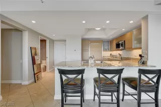 Photo #4: 2670809 Listing 