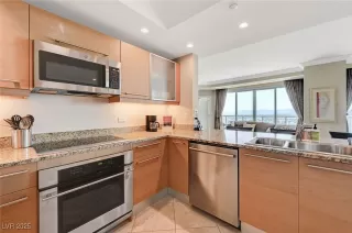 Photo #6: 2670809 Listing 