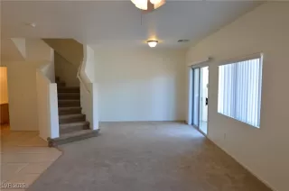 Photo #4: 2670828 Listing 